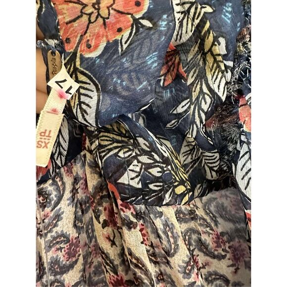 New Free People Estelle Chiffon Button Front Printed Maxi Dress sz xs - Picture 5 of 6